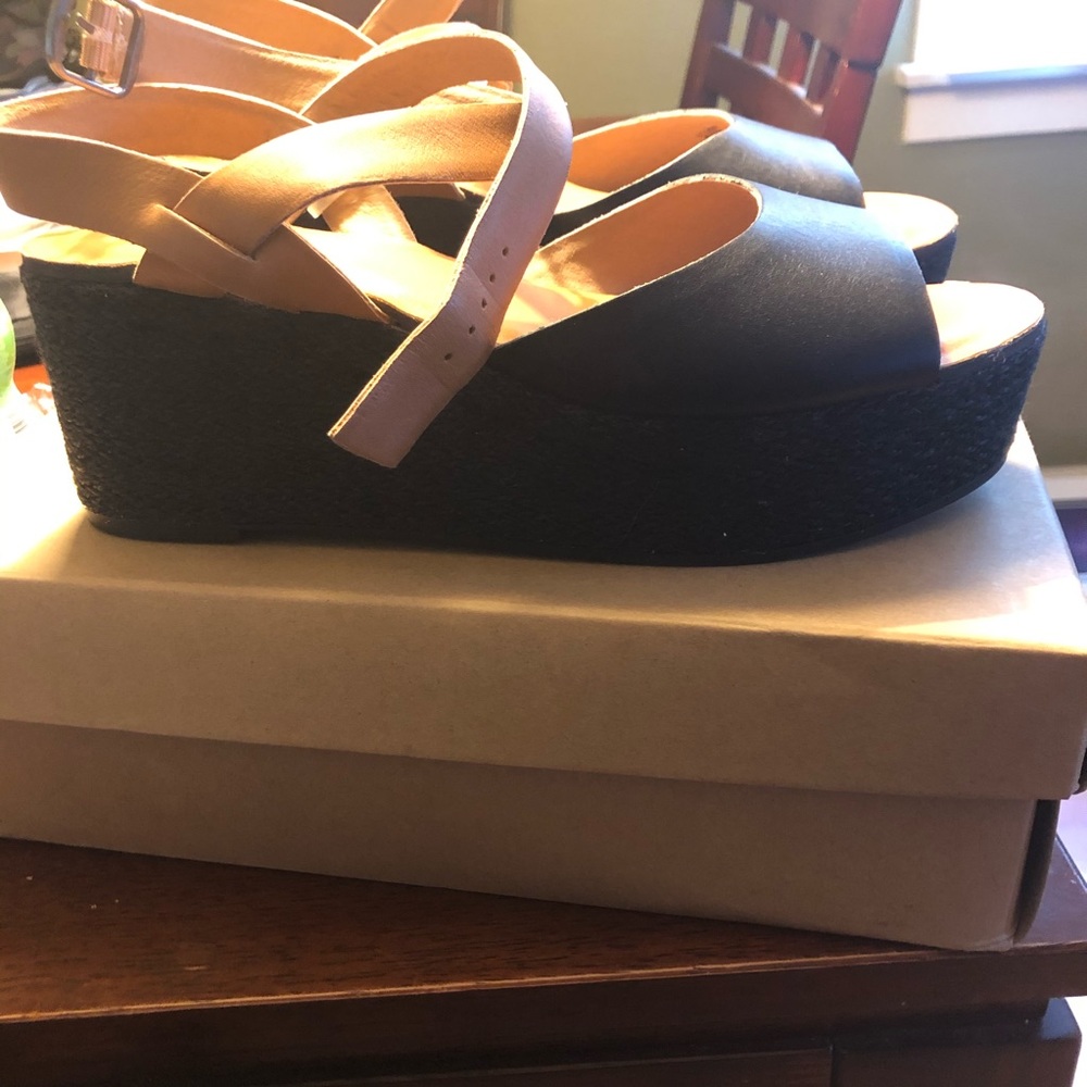 Lucky brand sandals